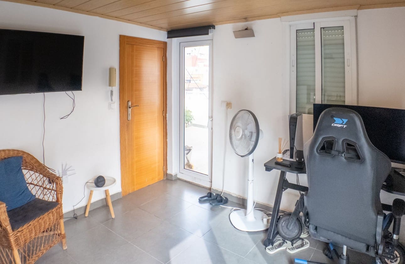 3 chambre Appartement à vendre à Alicante ville - 240 000 € (Ref: 9650694)