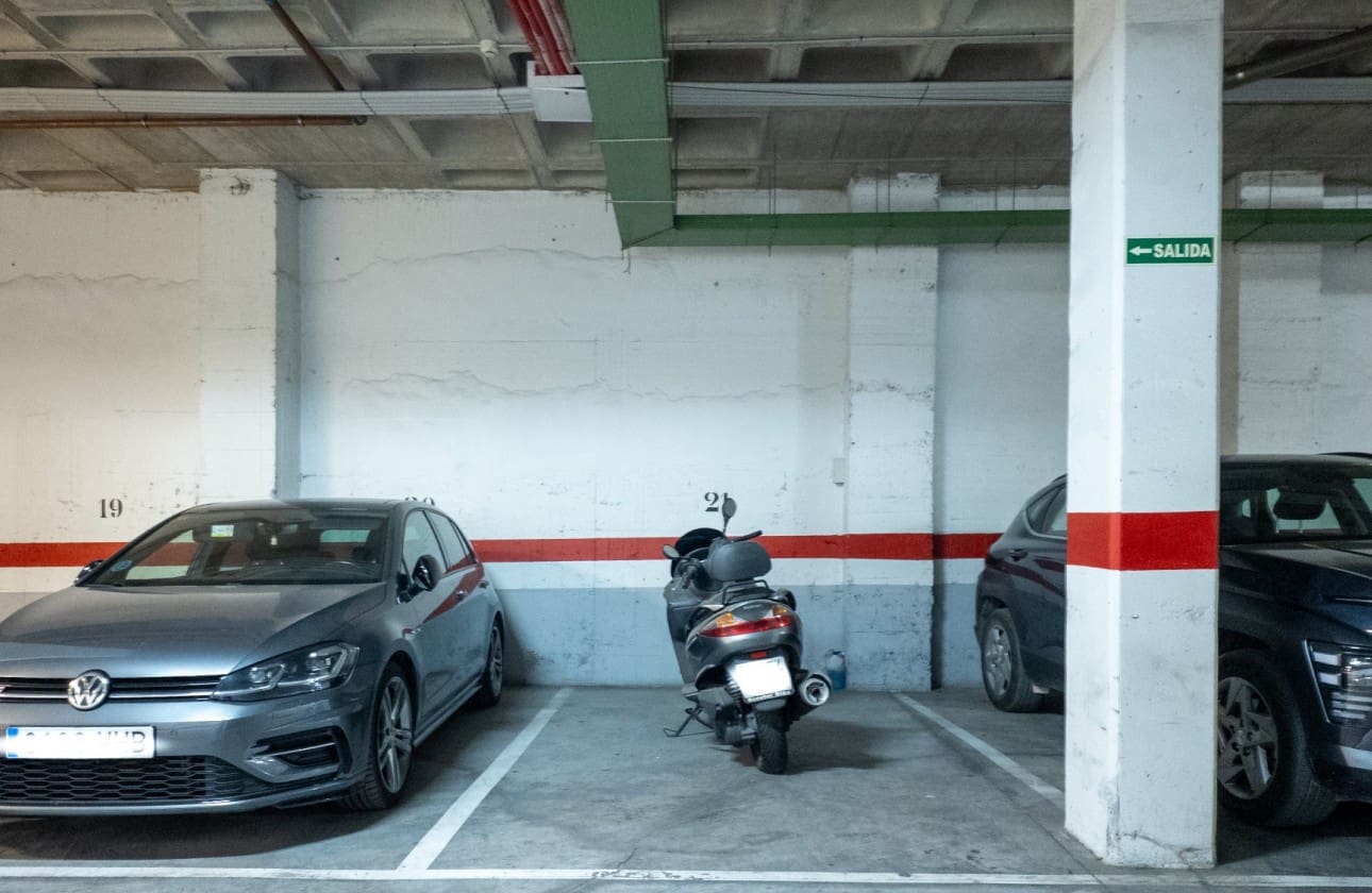 2 sypialnia Apartament na sprzedaż w Miasto Alicante / Alacant z basenem garażem - 285 000 € (Ref: 9659771)