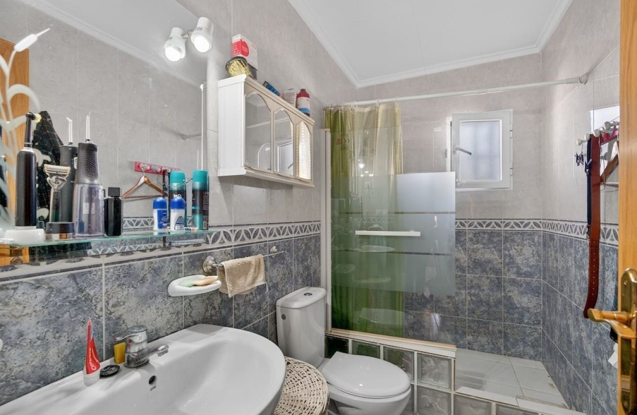 Chalet de 6 habitaciones en Gran Alacant en venta con piscina garaje - 505.000 € (Ref: 9665684)