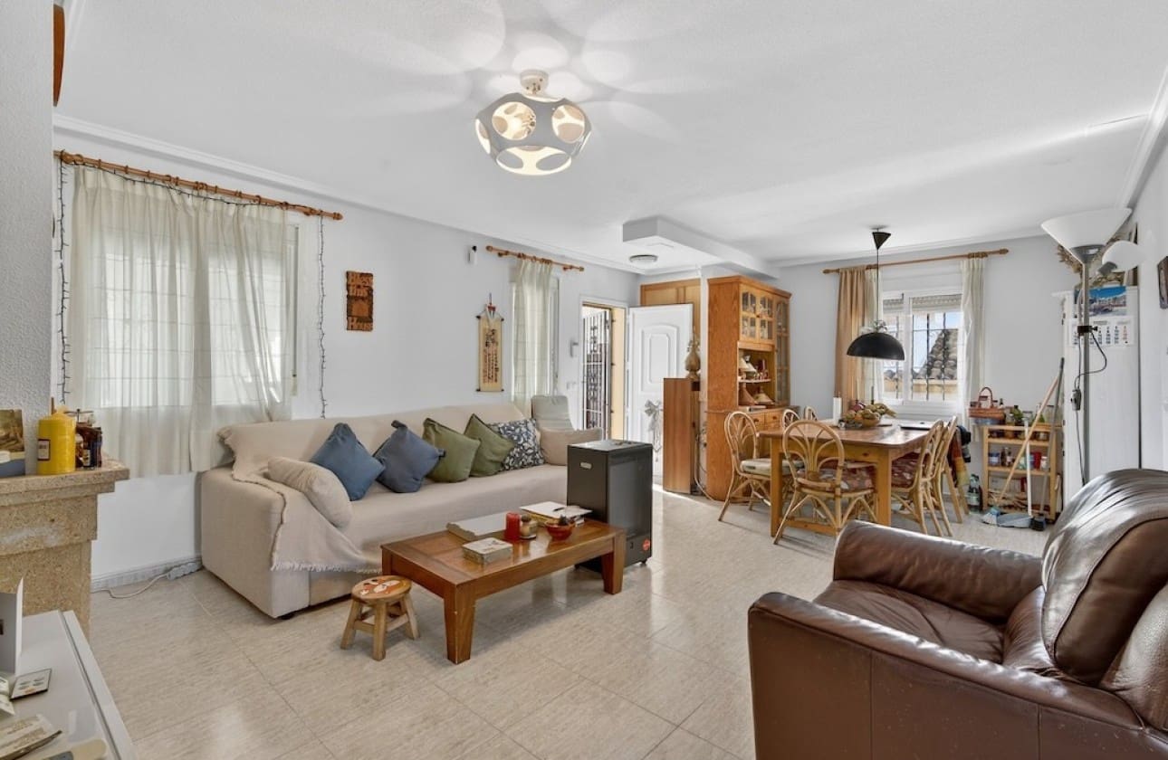 Chalet de 6 habitaciones en Gran Alacant en venta con piscina garaje - 505.000 € (Ref: 9665684)