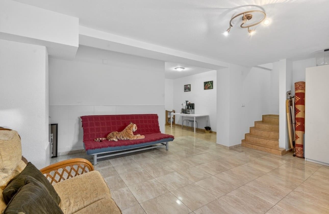 Chalet de 6 habitaciones en Gran Alacant en venta con piscina garaje - 505.000 € (Ref: 9665684)