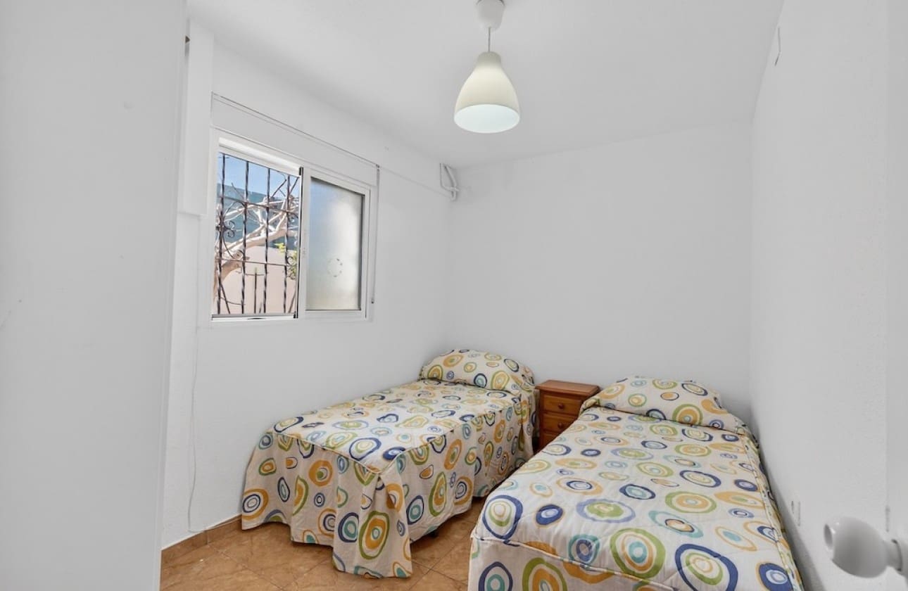 Chalet de 6 habitaciones en Gran Alacant en venta con piscina garaje - 505.000 € (Ref: 9665684)