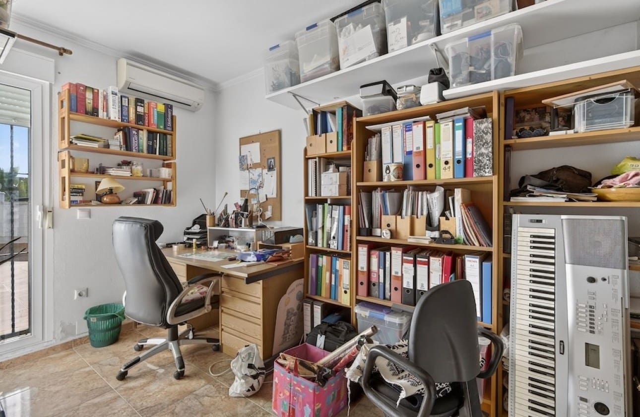 Chalet de 6 habitaciones en Gran Alacant en venta con piscina garaje - 505.000 € (Ref: 9665684)