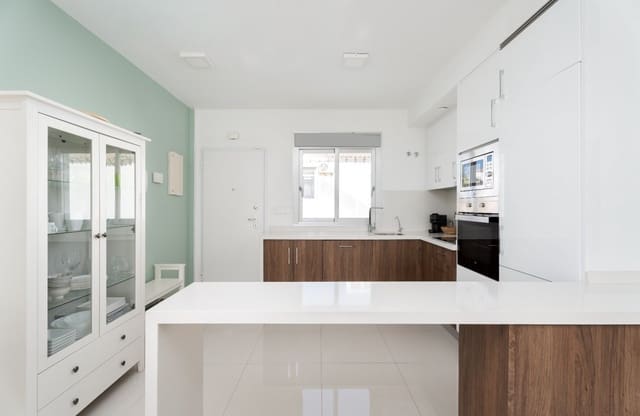 2 bedroom Penthouse for sale in Punta Prima, Orihuela with pool garage - € 289,000 (Ref: 9676320)