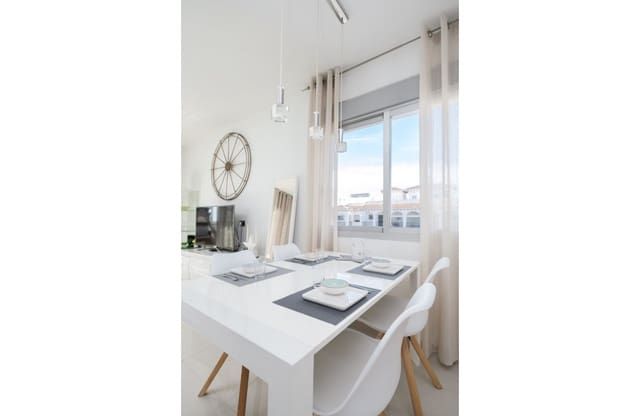 2 bedroom Penthouse for sale in Punta Prima, Orihuela with pool garage - € 289,000 (Ref: 9676320)