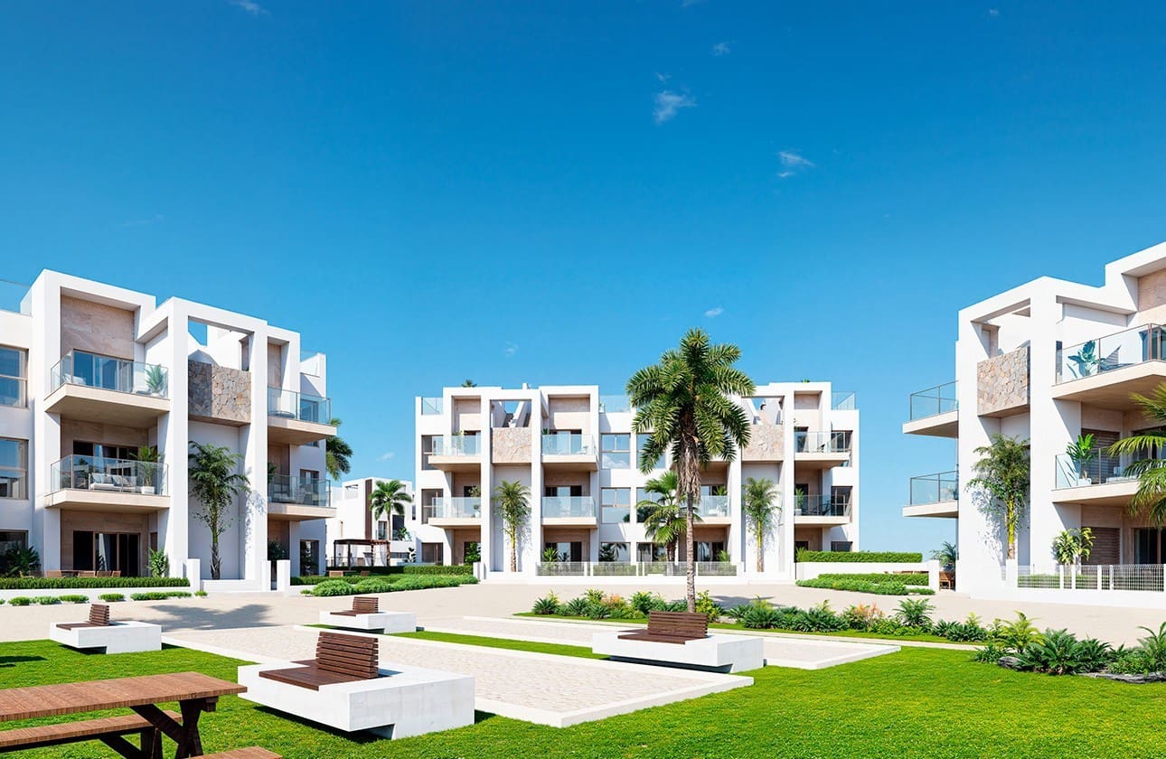 3 soverom Penthouse til salgs i Los Alcazares med svømmebasseng garasje - € 409 000 (Ref: 9679145)