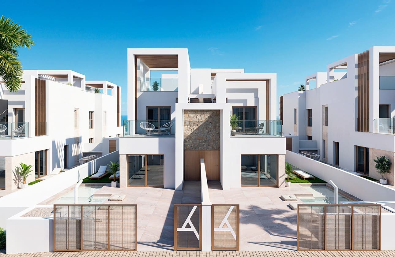 3 bedroom Terraced Villa for sale in Los Alcazares with pool garage - € 630,000 (Ref: 9679149)