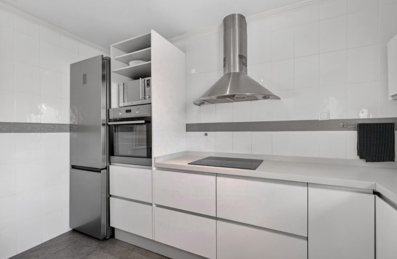 3 quarto Moradia para venda em Santa Pola com piscina garagem - 525 000 € (Ref: 9700104)