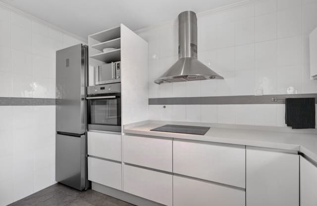 3 chambre Villa/Maison à vendre à Santa Pola avec piscine garage - 525 000 € (Ref: 9700104)