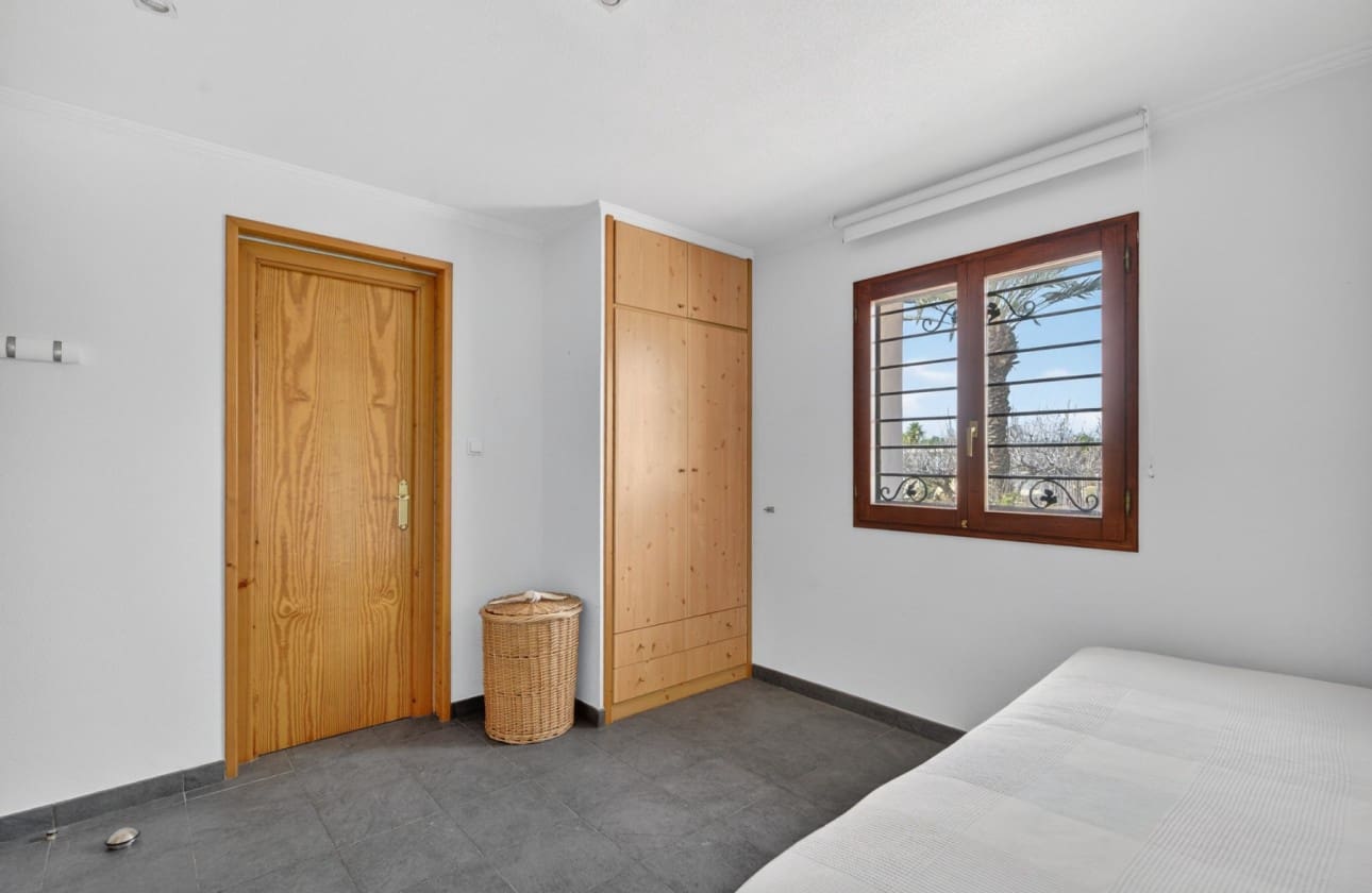 3 quarto Moradia para venda em Santa Pola com piscina garagem - 525 000 € (Ref: 9700104)