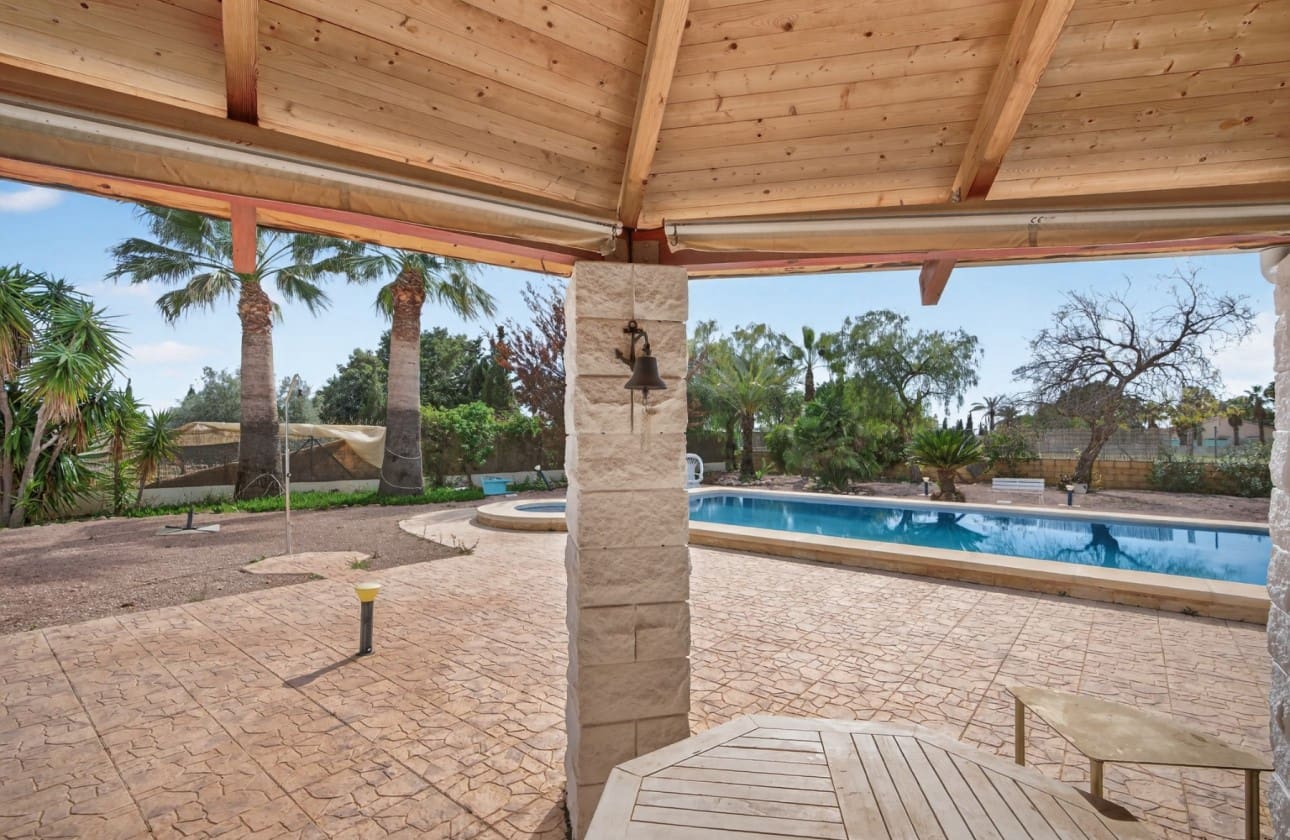 3 quarto Moradia para venda em Santa Pola com piscina garagem - 525 000 € (Ref: 9700104)