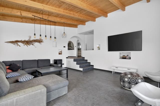 3 soverom Villa til salgs i Norte, Santa Pola med svømmebasseng garasje - € 514 900 (Ref: 9700104)