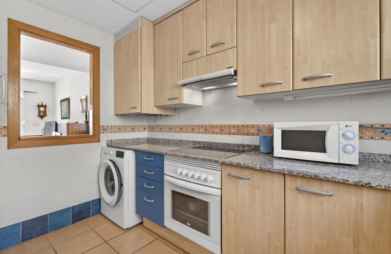 3 Zimmer Haus zu verkaufen in Finestrat mit Pool Garage - 309.000 € (Ref: 9715676)