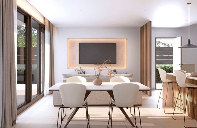 Chalet de 3 habitaciones en Pilar de la Horadada ciudad, Pilar de la Horadada en venta con piscina - 570.000 € (Ref: 9720480)