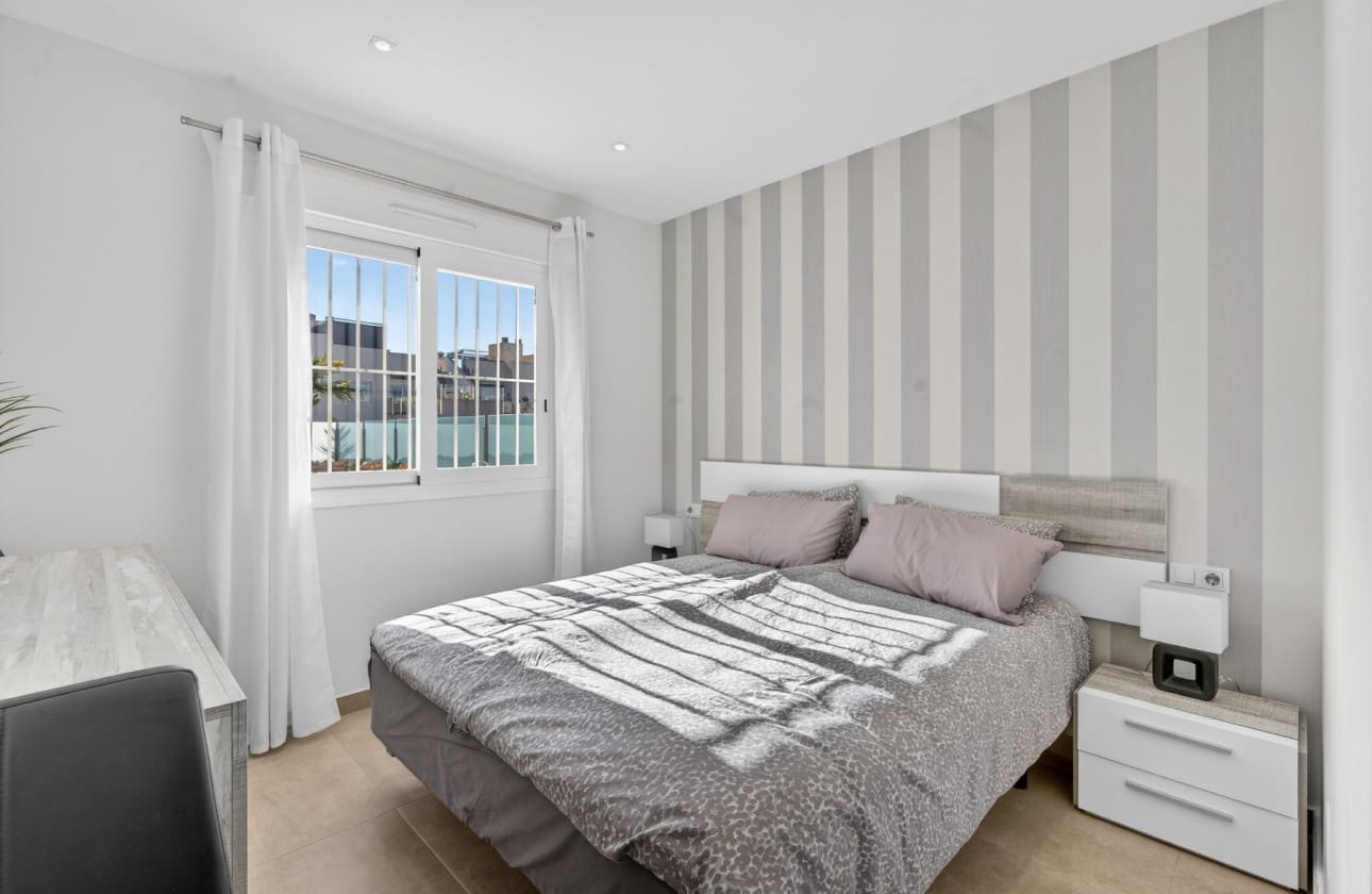 3 slaapkamer Appartement te koop in Aguas Nuevas met zwembad garage - € 259.000 (Ref: 9740593)