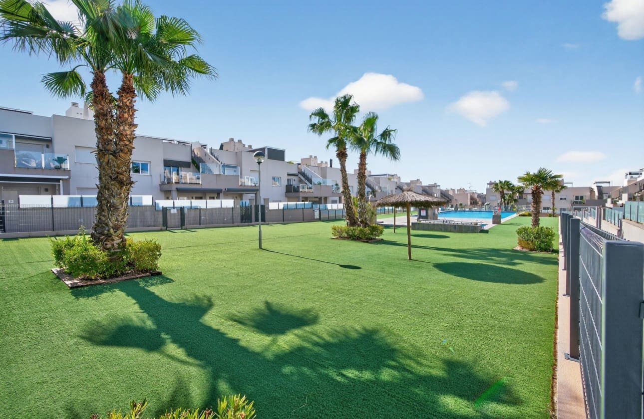 3 slaapkamer Appartement te koop in Aguas Nuevas met zwembad garage - € 259.000 (Ref: 9740593)