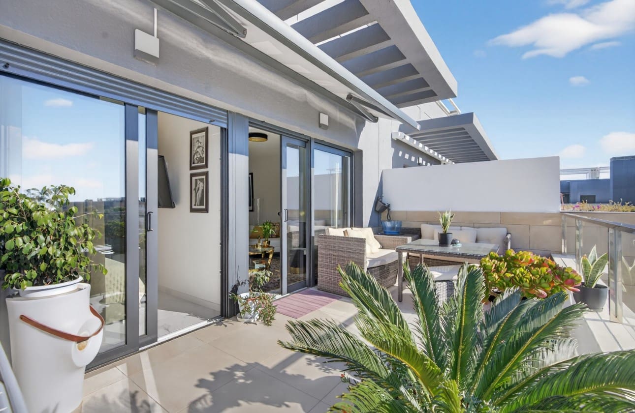 2 bedroom Penthouse for sale in Playa Flamenca with pool garage - € 499,000 (Ref: 9753629)