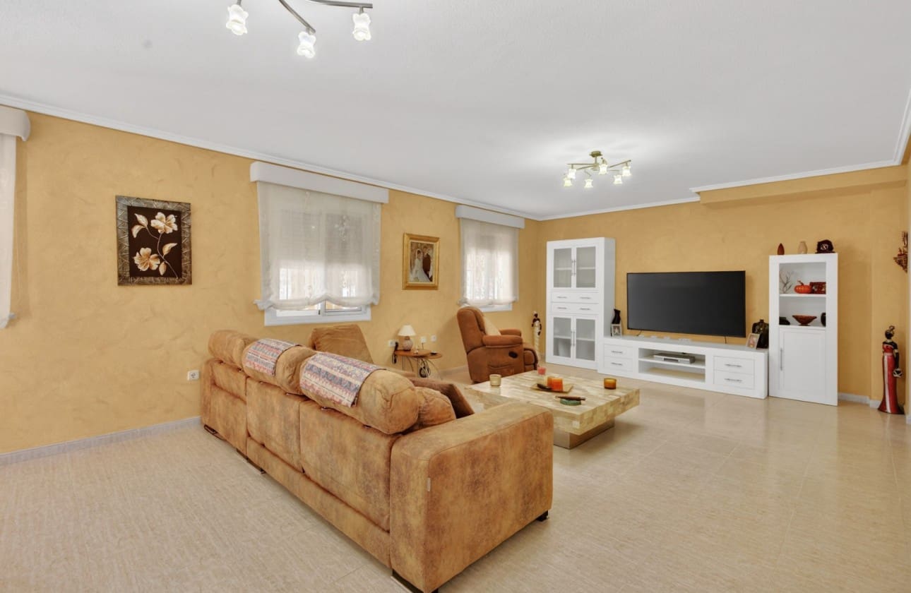 4 soverom Villa til salgs i Gran Alacant med svømmebasseng - € 695 000 (Ref: 9757806)