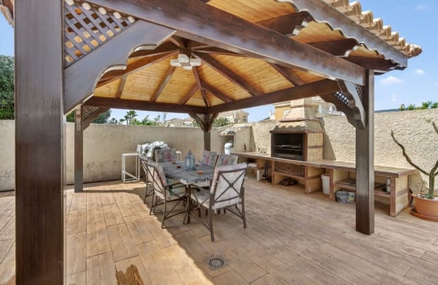 4 soverom Villa til salgs i Monte y Mar, Santa Pola med svømmebasseng - € 695 000 (Ref: 9757806)