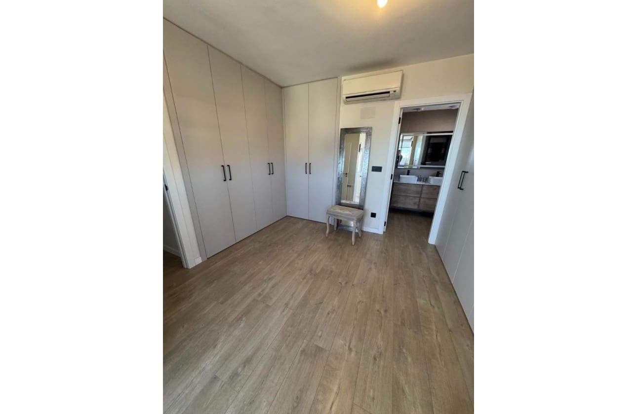 3 soverom Hus til salgs i Polop med svømmebasseng garasje - € 399 000 (Ref: 9758158)