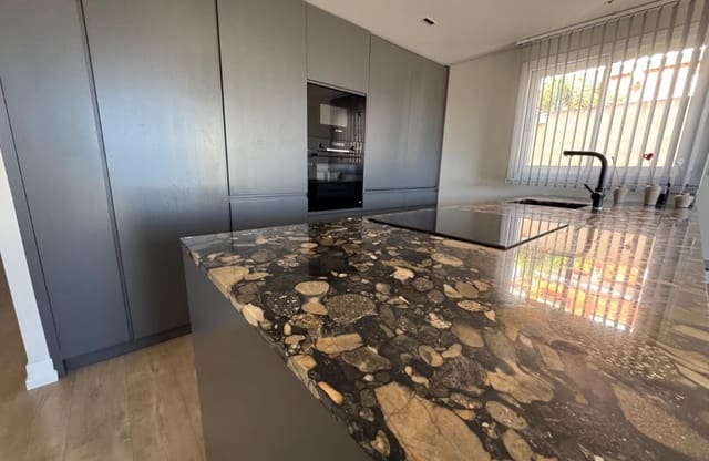 3 slaapkamer Huis te koop in Polop met zwembad garage - € 399.000 (Ref: 9758158)