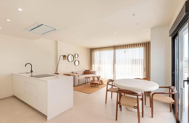 3 quarto Moradia para venda em Las Lomas de Rame - Bahía Bella, Los Alcázares com piscina garagem - 489 000 € (Ref: 9771864)