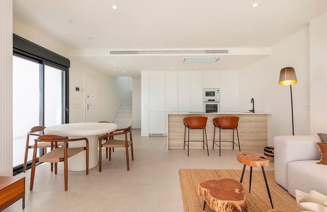 3 quarto Moradia para venda em Las Lomas de Rame - Bahía Bella, Los Alcázares com piscina garagem - 489 000 € (Ref: 9771864)