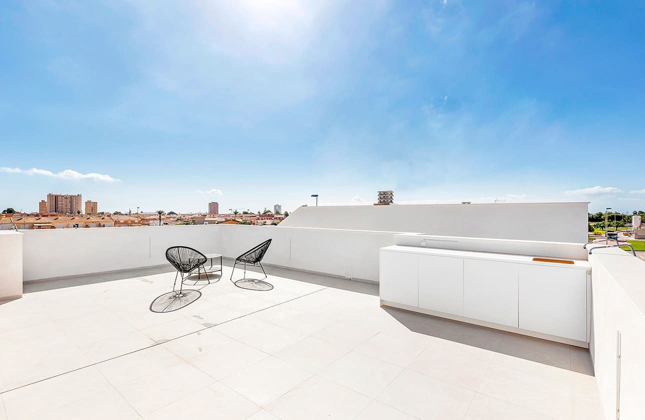 2 quarto Moradia para venda em Los Alcazares com piscina garagem - 439 000 € (Ref: 9771865)