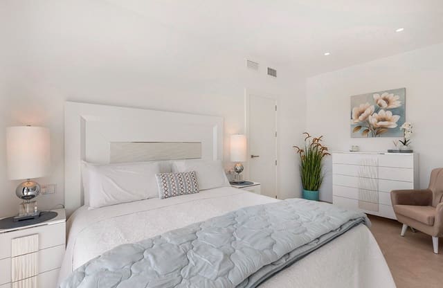 2 quarto Moradia para venda em Las Lomas de Rame - Bahía Bella, Los Alcázares com piscina garagem - 439 000 € (Ref: 9771865)