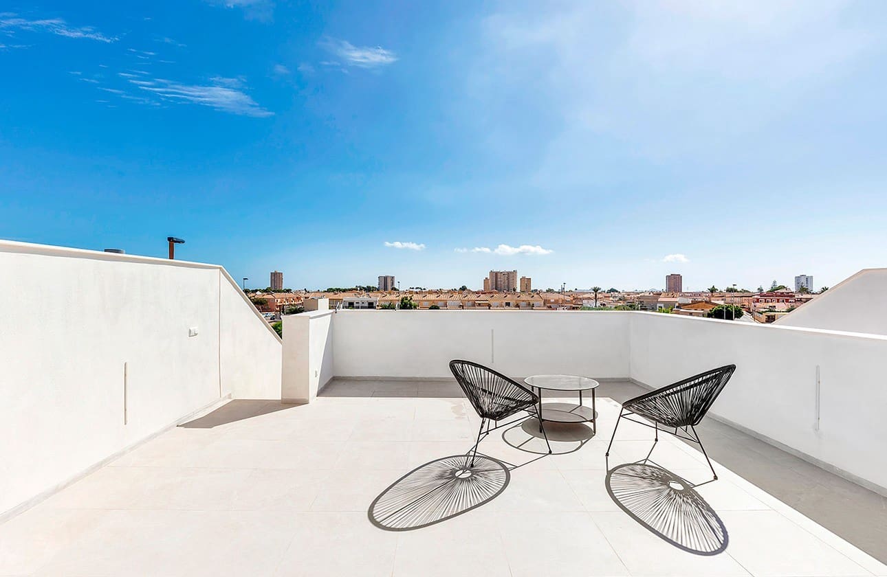 2 quarto Moradia para venda em Los Alcazares com piscina garagem - 439 000 € (Ref: 9771865)