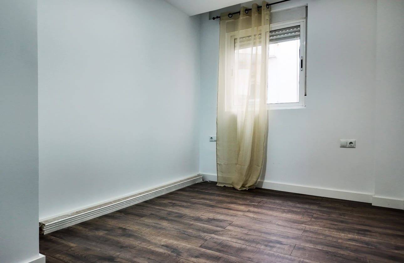 2 makuuhuone Huoneisto myytävänä paikassa Alicante kaupunki - 389 000 € (Ref: 9776939)