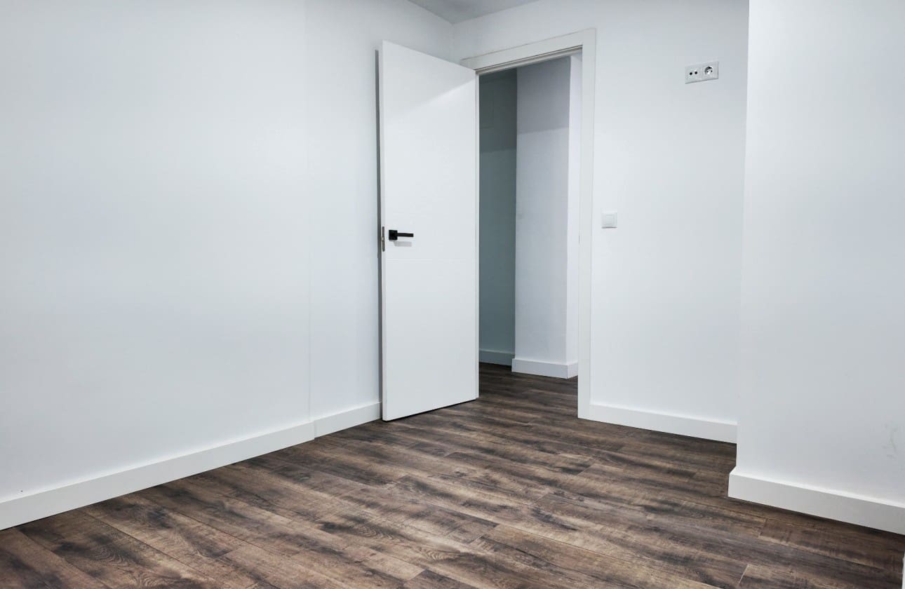 2 makuuhuone Huoneisto myytävänä paikassa Alicante kaupunki - 389 000 € (Ref: 9776939)