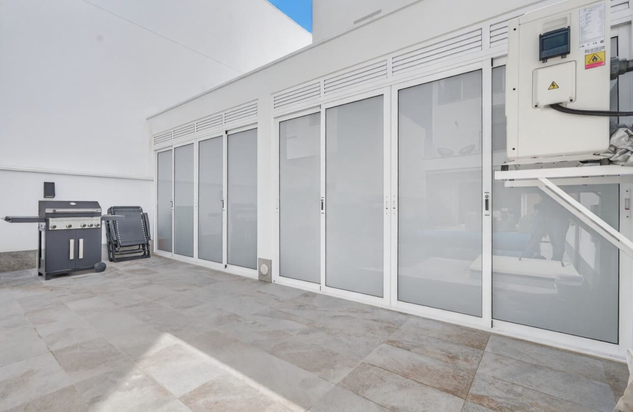 Chalet de 4 habitaciones en San Pedro del Pinatar en venta con piscina garaje - 519.000 € (Ref: 9796274)