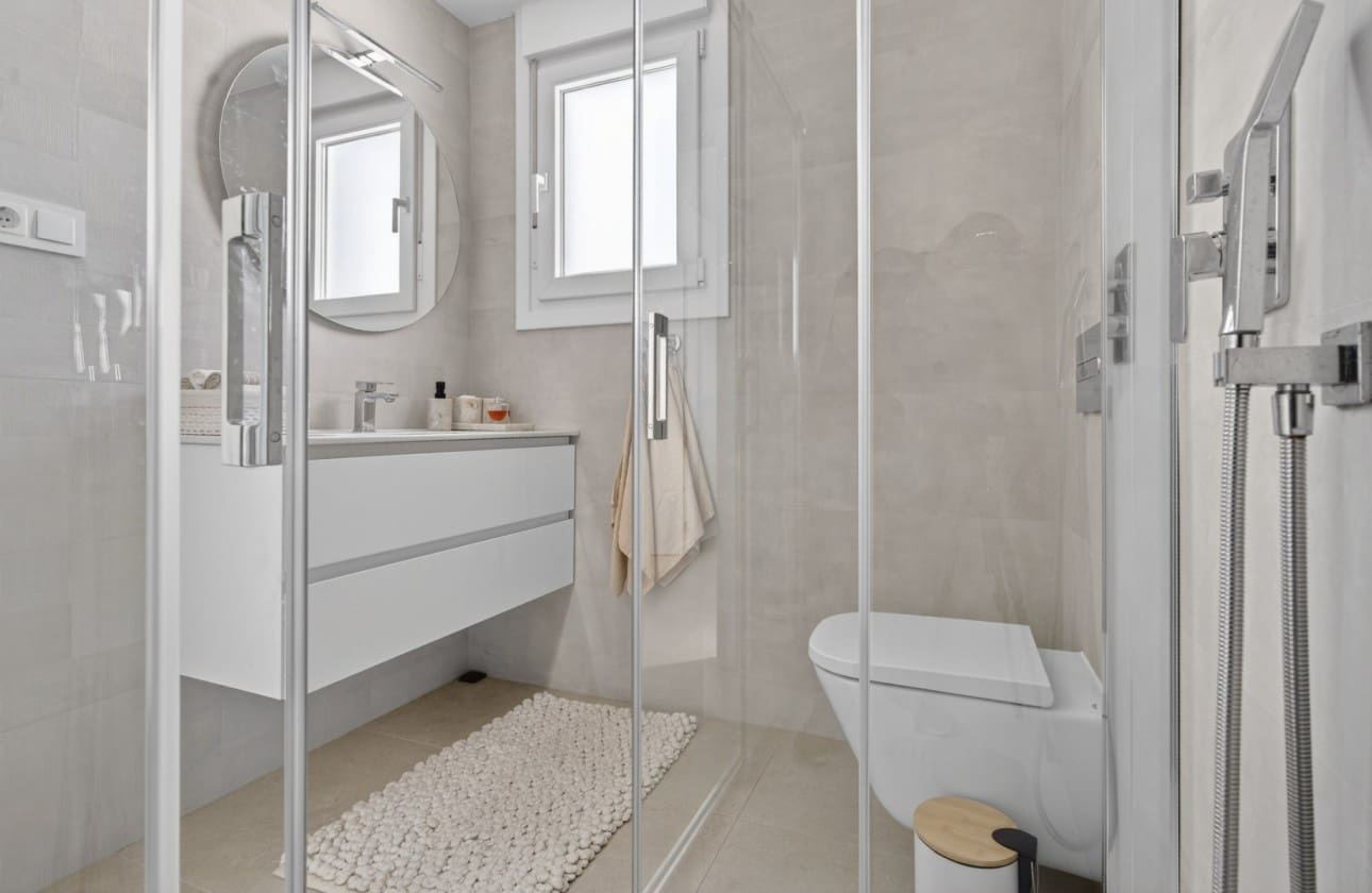 Chalet de 4 habitaciones en San Pedro del Pinatar en venta con piscina garaje - 519.000 € (Ref: 9796274)