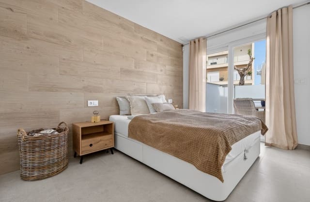 Chalet de 4 habitaciones en Los Peñascos - El Salero - Los Imbernones, San Pedro del Pinatar en venta con piscina garaje - 519.000 € (Ref: 9796274)