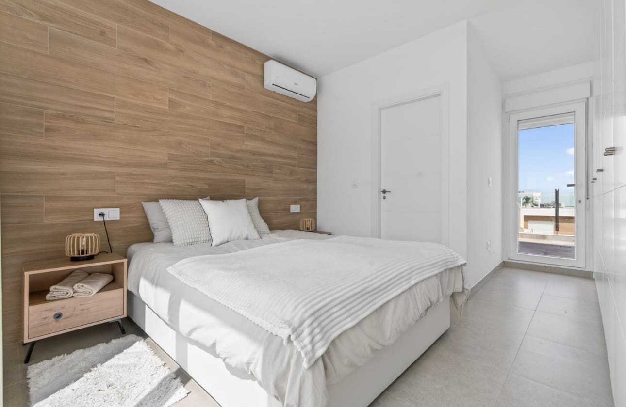 Chalet de 4 habitaciones en San Pedro del Pinatar en venta con piscina garaje - 519.000 € (Ref: 9796274)