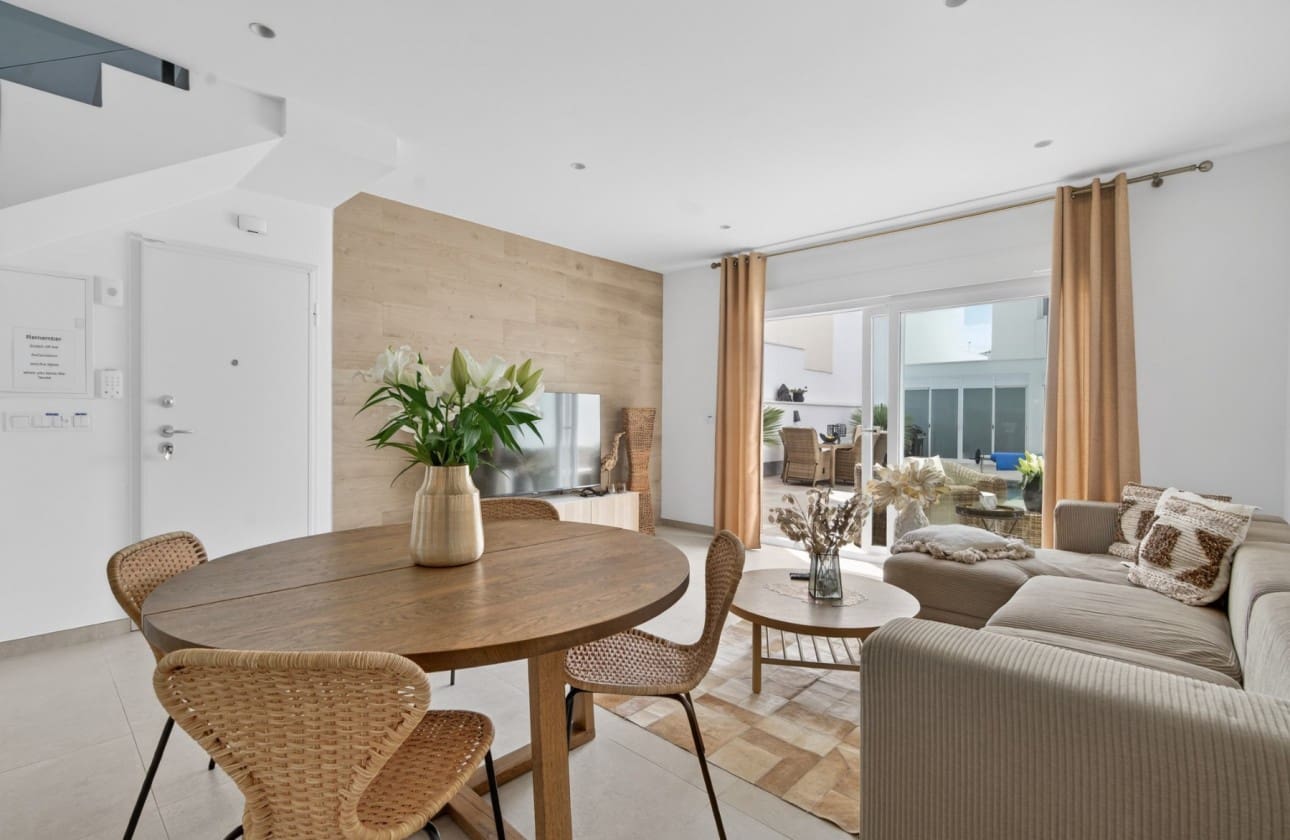 Chalet de 4 habitaciones en San Pedro del Pinatar en venta con piscina garaje - 519.000 € (Ref: 9796274)