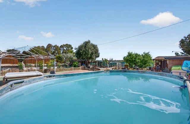 3 makuuhuone Huvila myytävänä paikassa El Altet, Elche / Elx mukana uima-altaan 
autotalli - 670 000 € (Ref: 9798383)