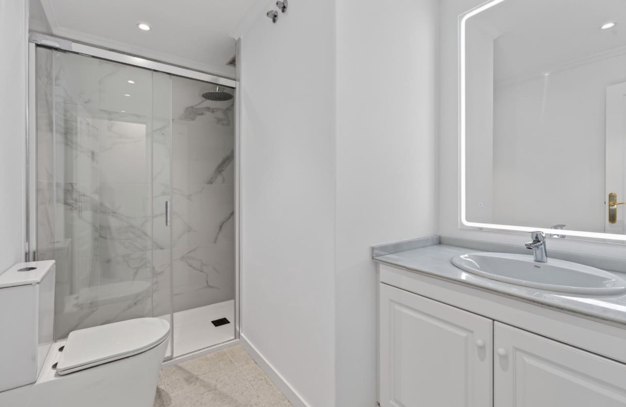 2 sovrum Lägenhet till salu i Campoamor med pool garage - 249 000 € (Ref: 9814630)