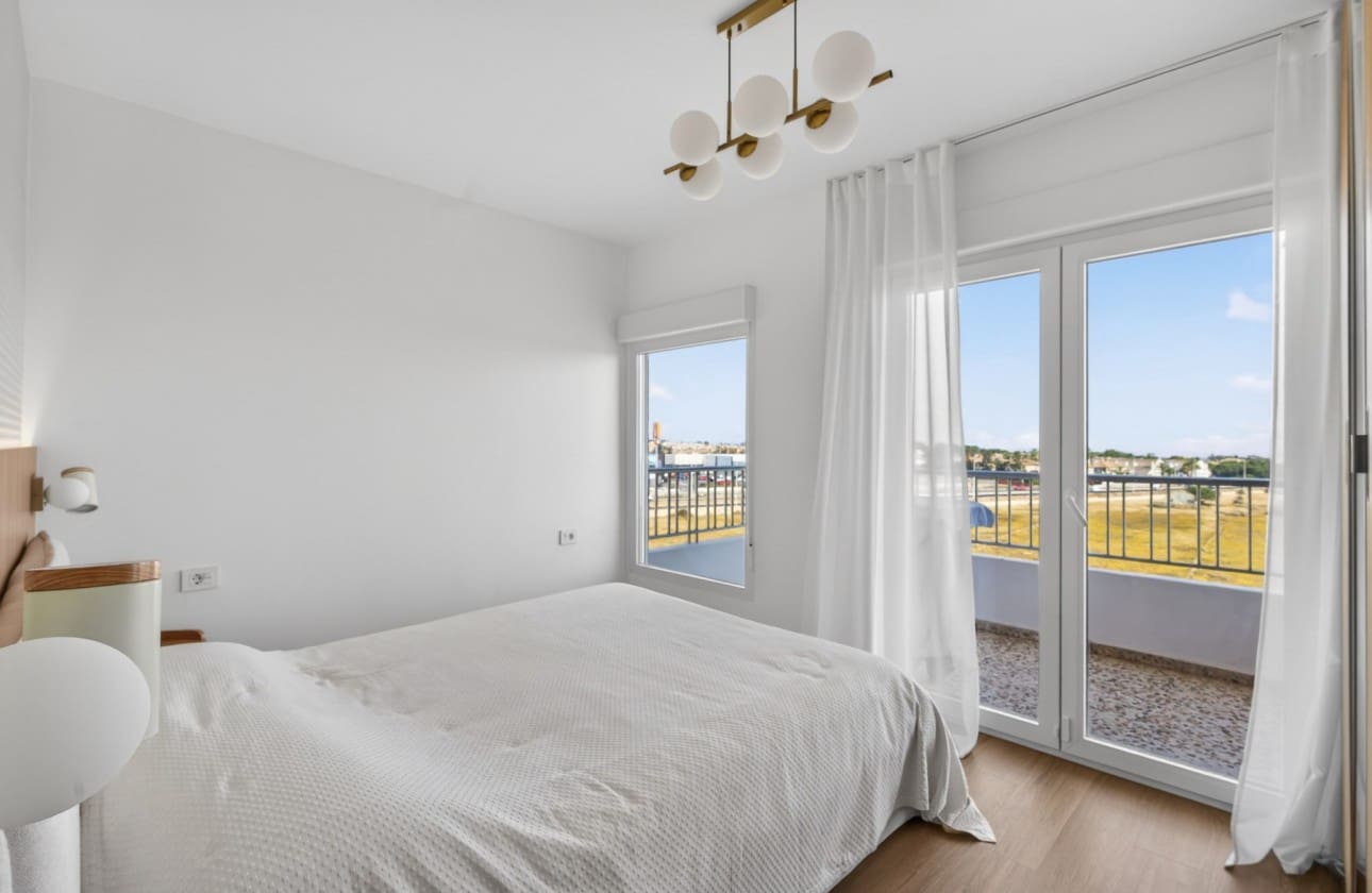 2 camera da letto Attico in vendita in Orihuela Costa con piscina garage - 235.000 € (Rif: 9814631)