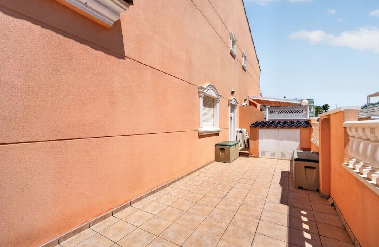 3 quarto Casa em Banda para venda em Gran Alacant com piscina - 299 000 € (Ref: 9816526)