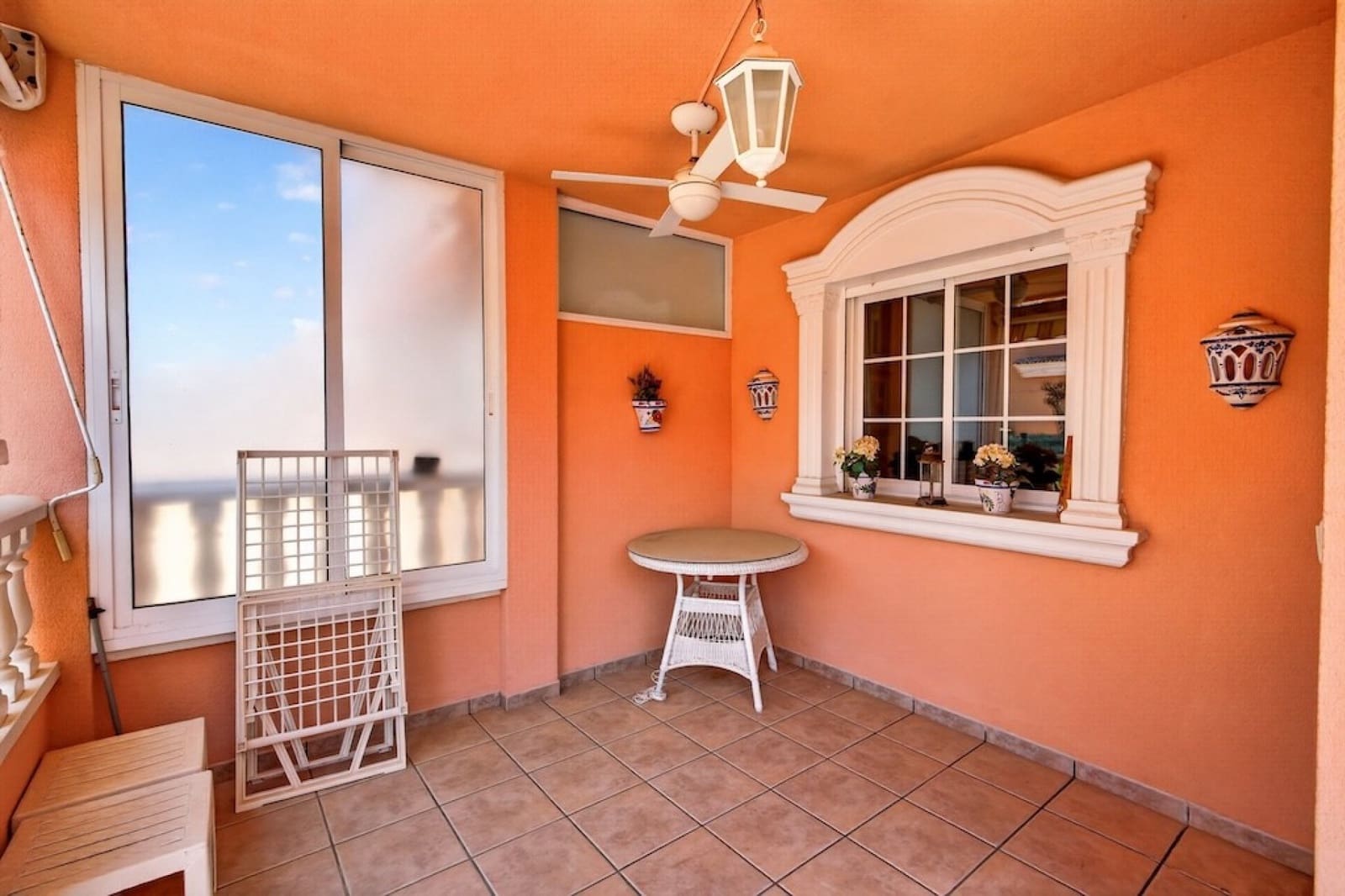 3 bedroom Townhouse for sale in Gran Alacant with pool - € 299,000 (Ref: 9816526)
