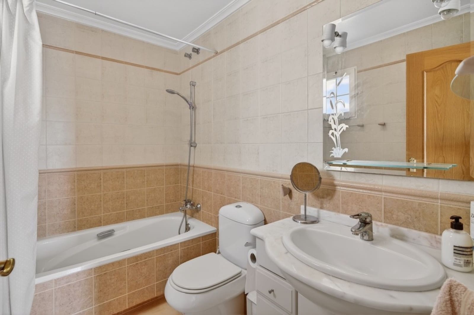3 bedroom Townhouse for sale in Gran Alacant with pool - € 299,000 (Ref: 9816526)