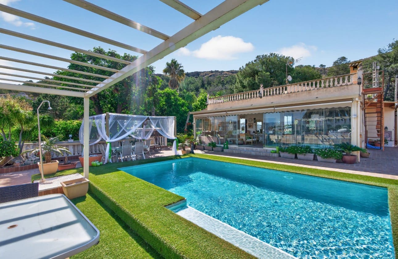3 soverom Villa til salgs i Orihuela med svømmebasseng - € 325 000 (Ref: 9823654)