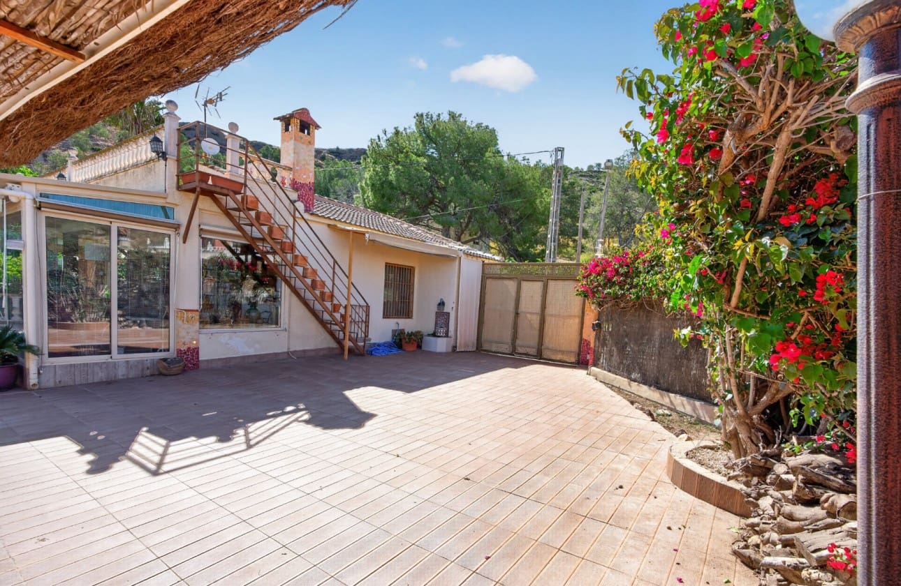 3 soverom Villa til salgs i Orihuela med svømmebasseng - € 325 000 (Ref: 9823654)