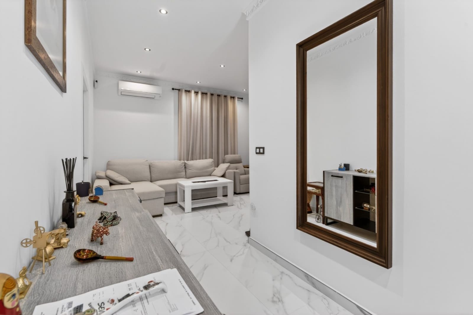 3 Zimmer Villa zu verkaufen in El Altet mit Pool Garage - 670.000 € (Ref: 9849921)