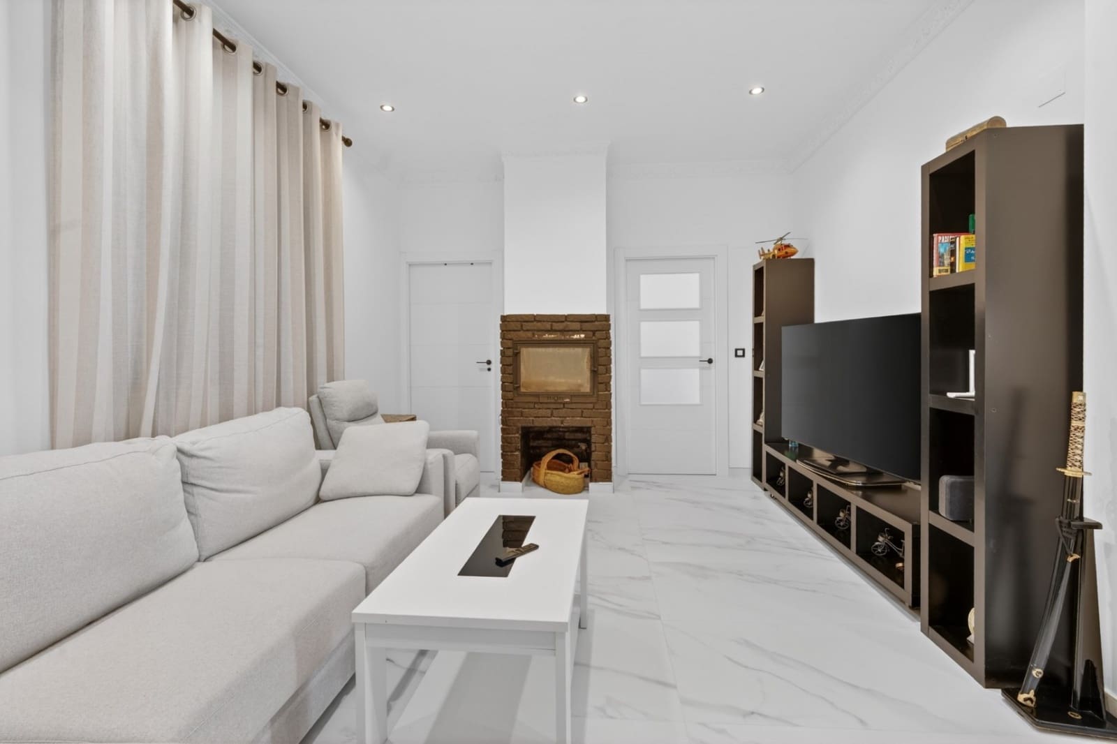 3 Zimmer Villa zu verkaufen in El Altet mit Pool Garage - 670.000 € (Ref: 9849921)