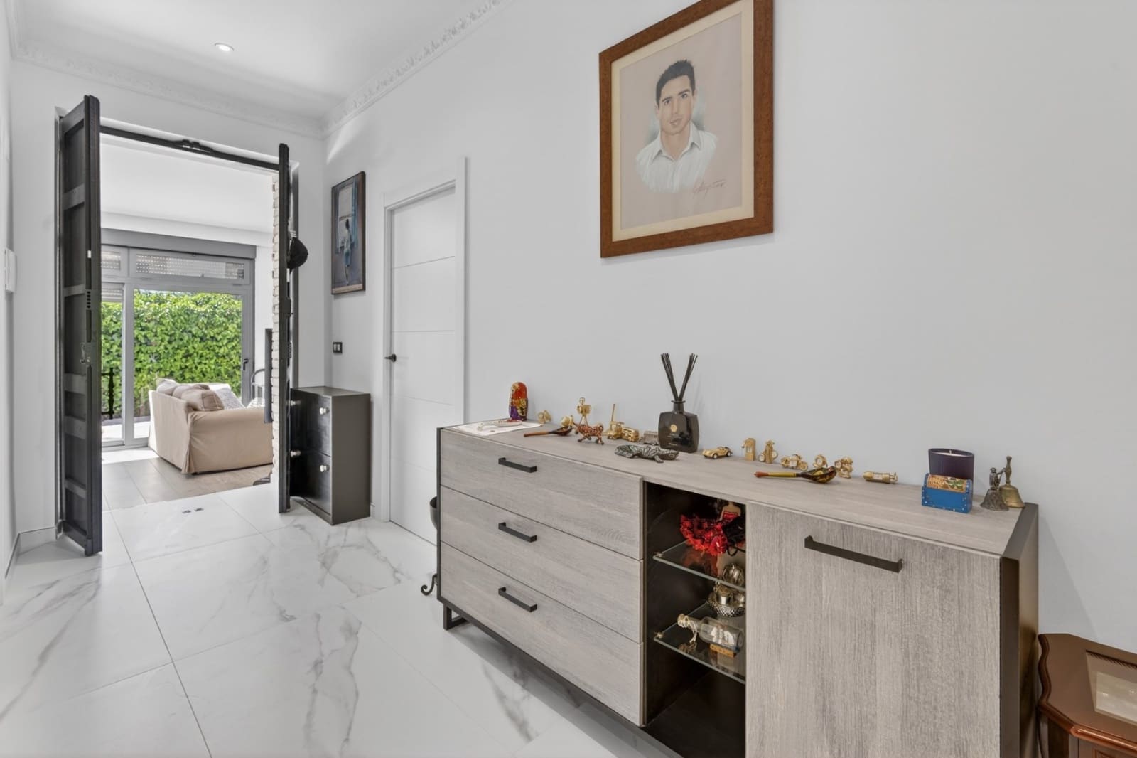 3 Zimmer Villa zu verkaufen in El Altet mit Pool Garage - 670.000 € (Ref: 9849921)