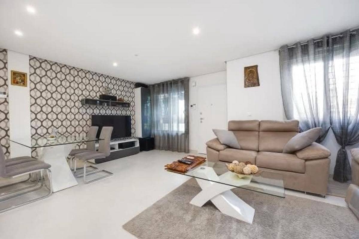 3 chambre Maison de Ville à vendre à Torrevieja avec piscine garage - 350 000 € (Ref: 9853072)