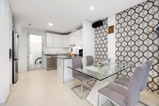 3 chambre Maison de Ville à vendre à Aguas Nuevas, Torrevieja avec piscine garage - 350 000 € (Ref: 9853072)